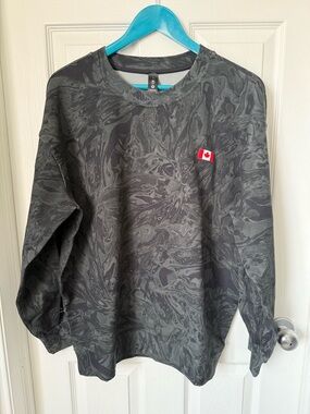Lululemon Team Canada Perfectly Oversized Crew | Size 6